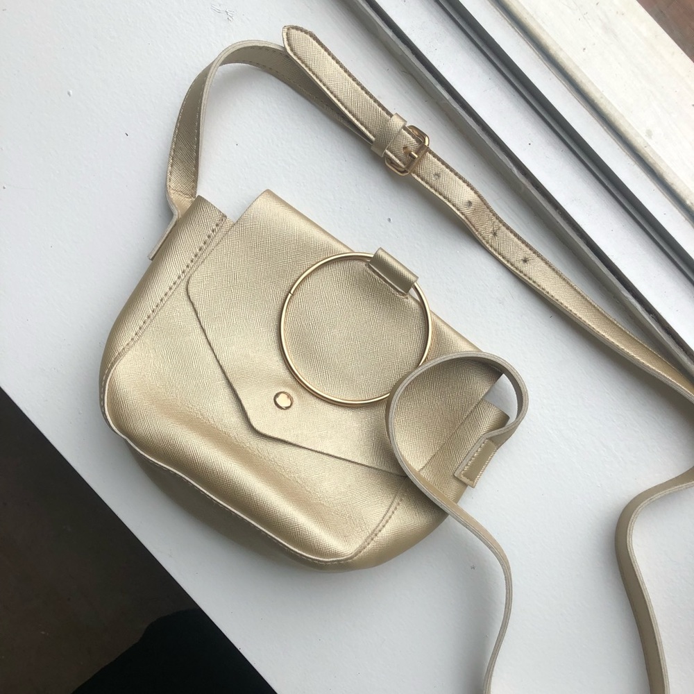 Vintage Gold Purse With Wristlet Ring